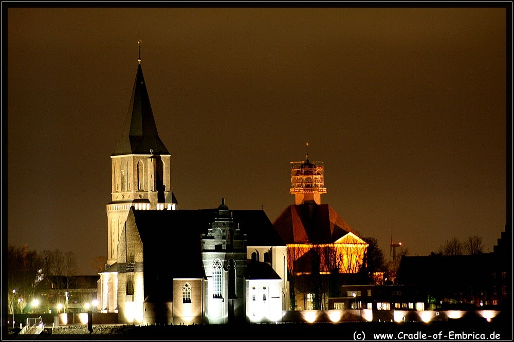 Emmerich bei Nacht