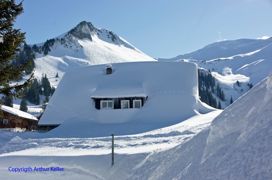 Schnee + Hütte = Schneehütte
