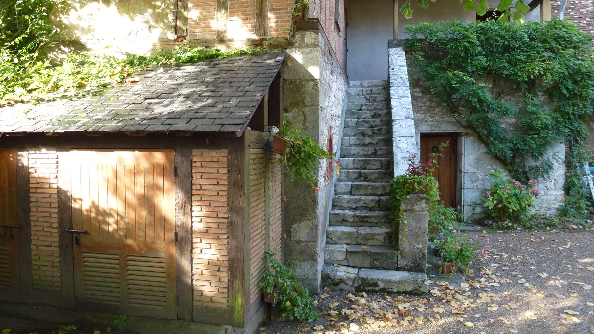 Cour du Chateau