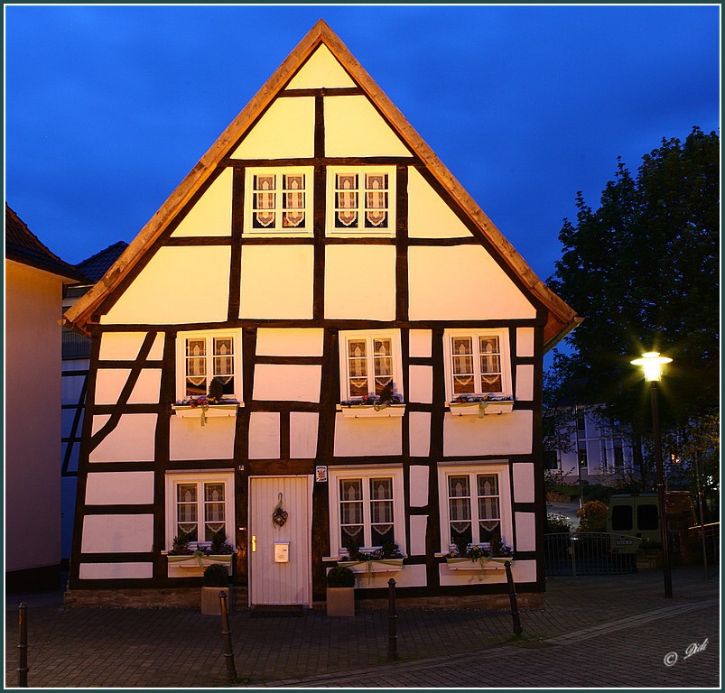 Das schiefe Haus