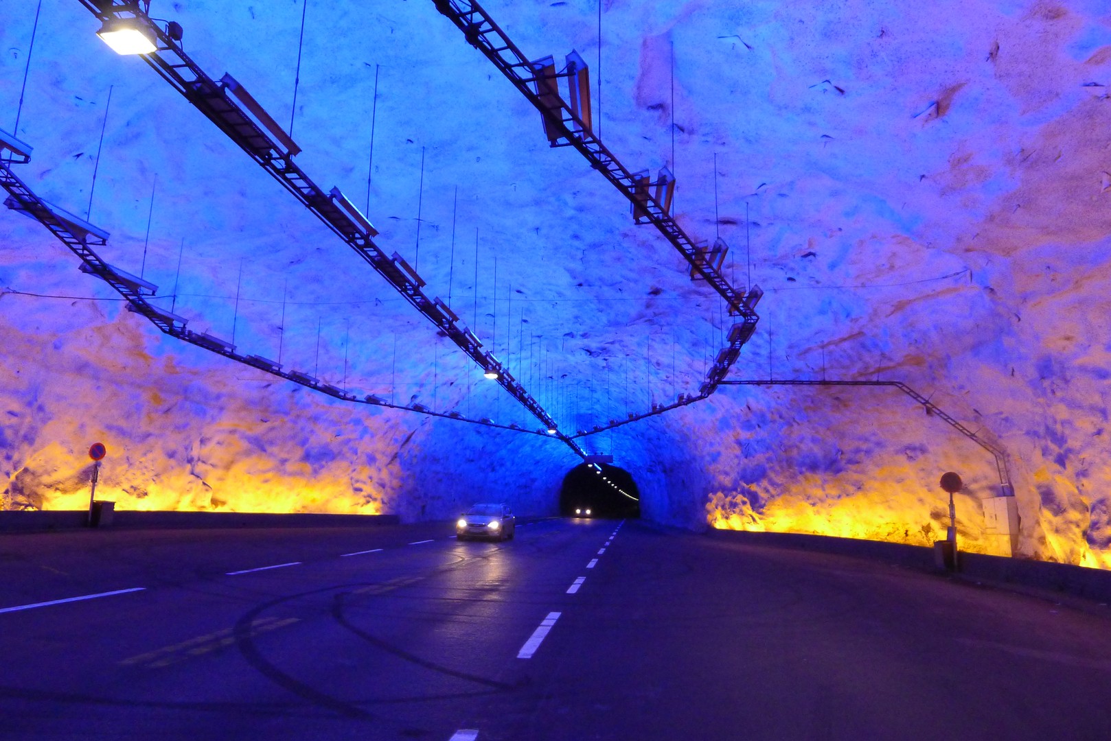 Tunneldurchfahrt mit Wow-Effekt