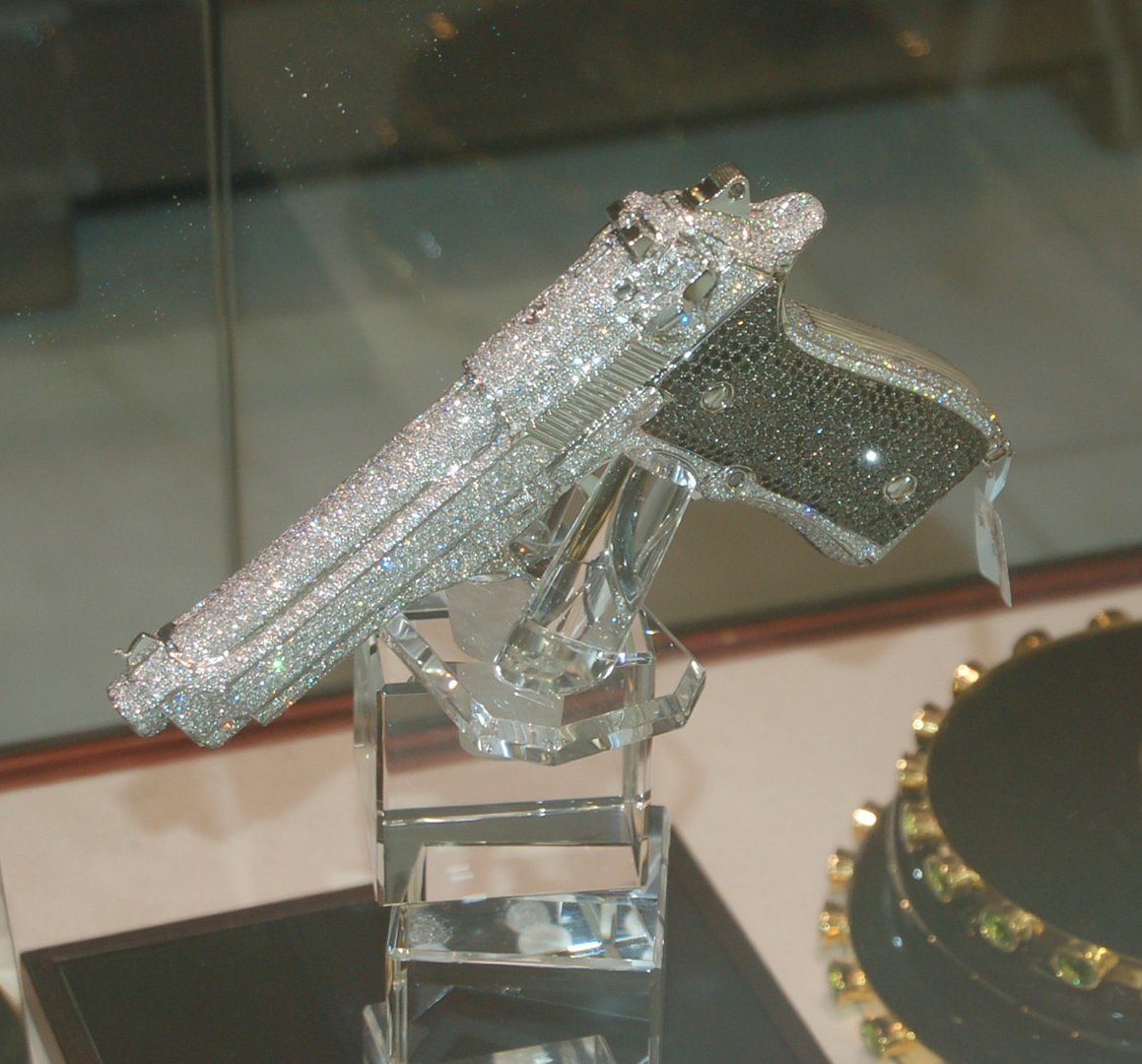 Diamant Pistole 9 Para