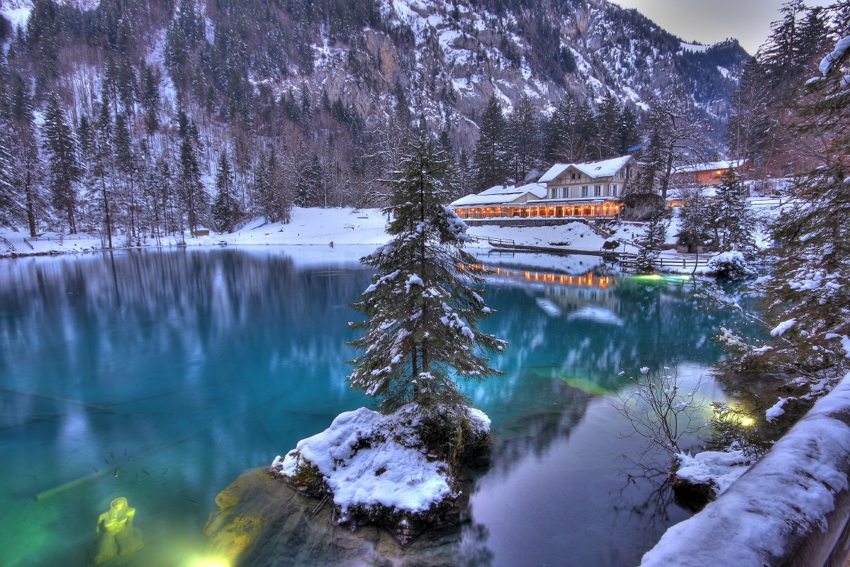 Blausee in der blauen Stunde