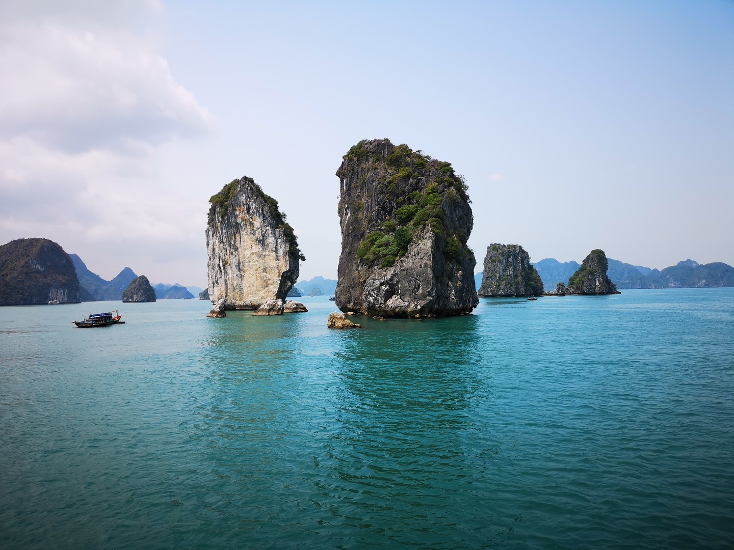 Vietnam - halong bay