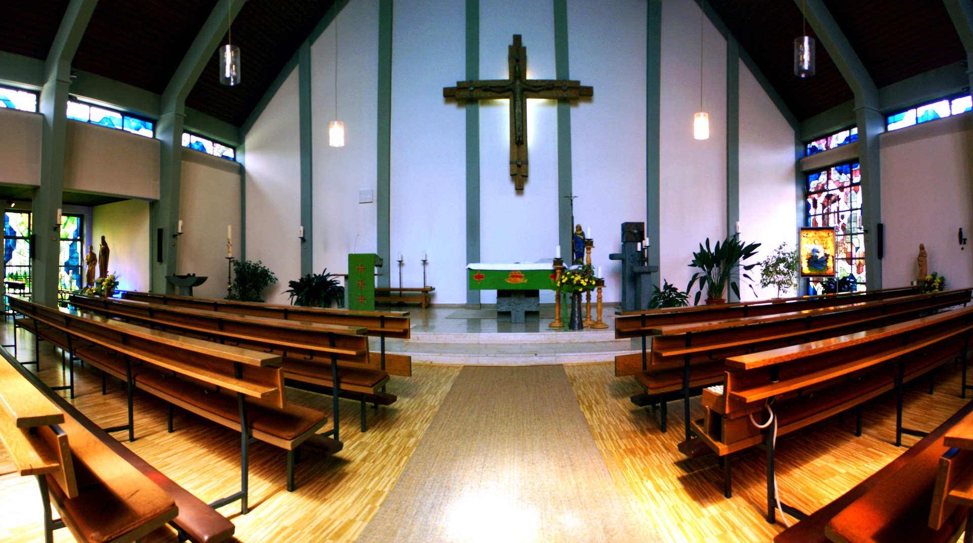 Wittingen-katholische Kirche-Innenansicht