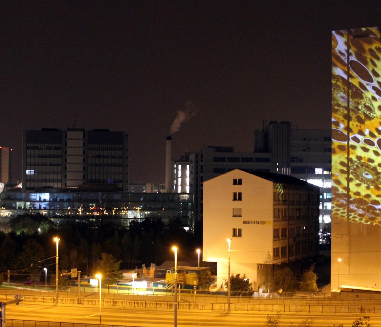 Laser-Kunst im Industriequatier