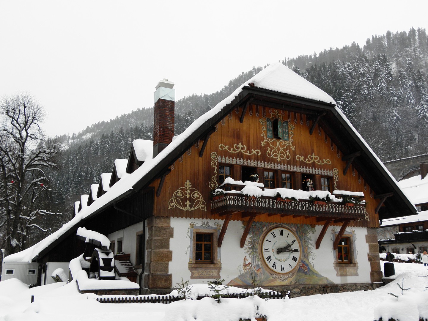 Haus ...