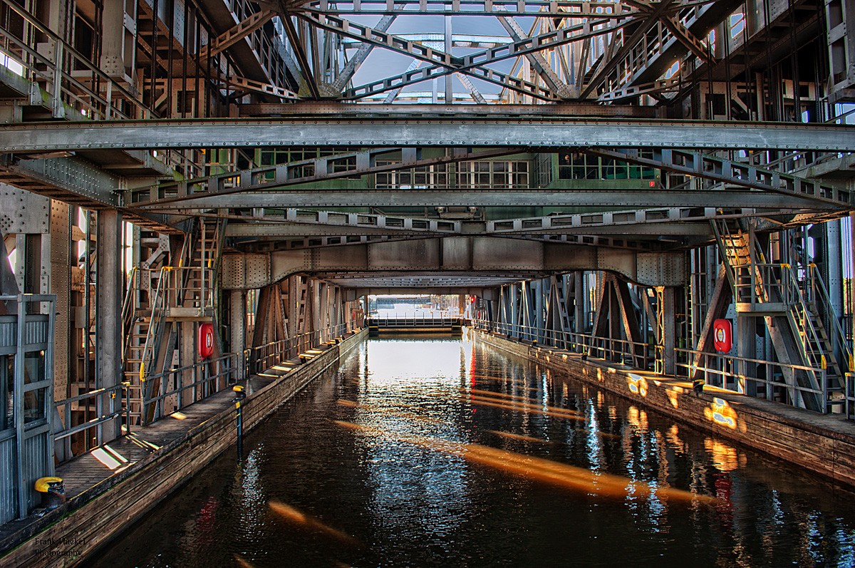 Europas größter Schiff-Fahrstuhl