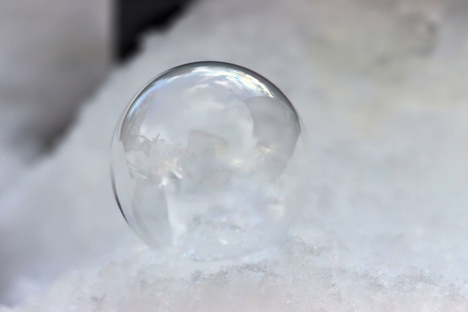 Eisige Seifenblase
