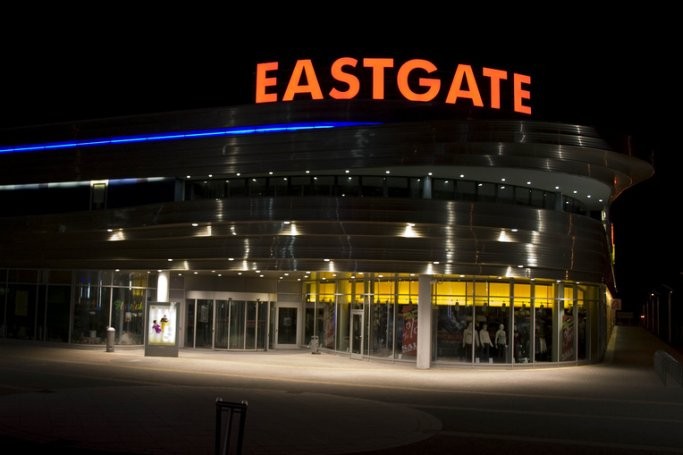 Eastgate bei Nacht